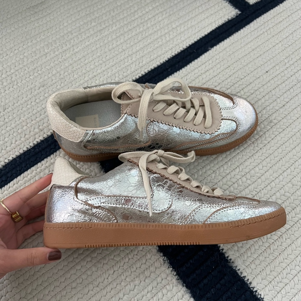 Worn once dolce vita sneakers